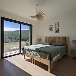 Vila O Bord De Avec Piscine Privee Conca