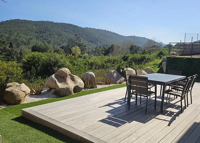 O Bord De Avec Piscine Privee Villa *